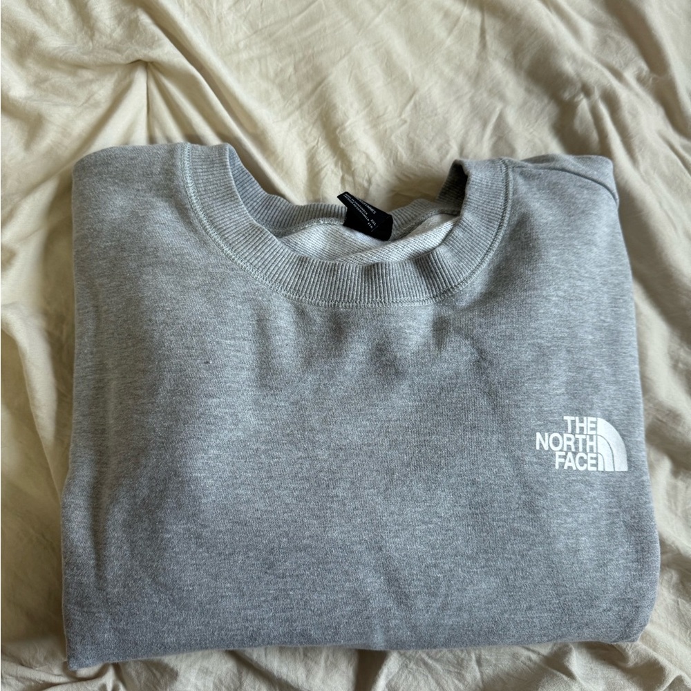 The North Face women’s Crewneck Sweater in Gray